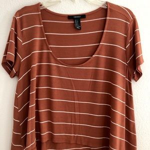 Cute flowy stripped top!